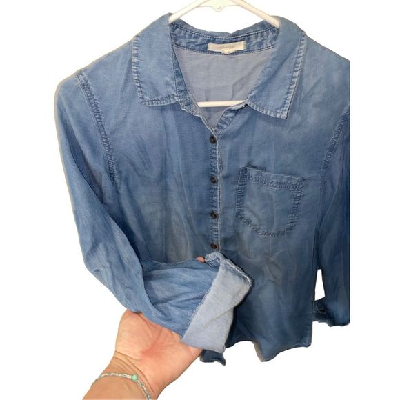 Maurice’s Blue Chambray Button Up Denim Shirt - Picture 5 of 9